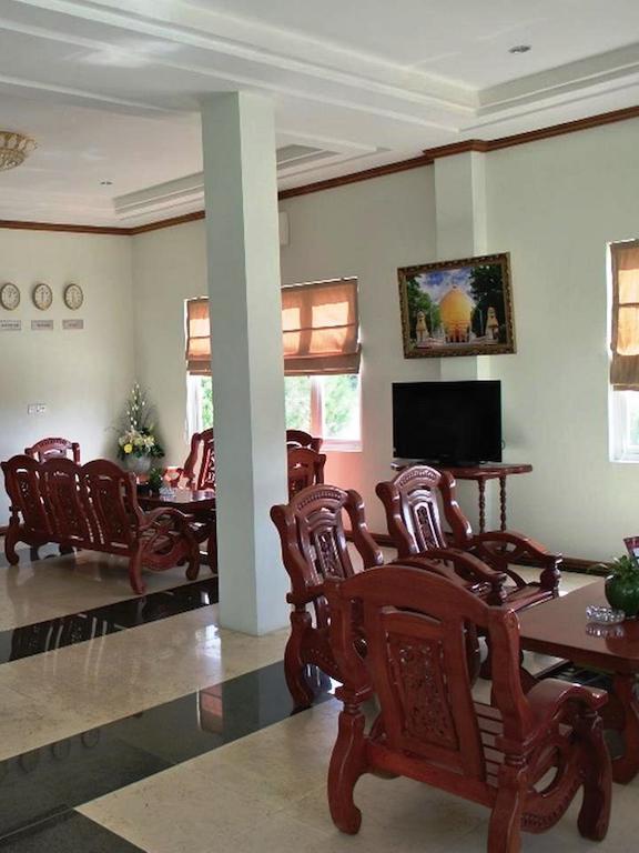 Myat Thinzar Hotel Oattara Thiri Esterno foto